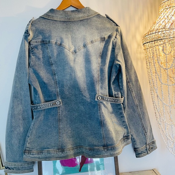 Tempo Pairs Denim Jacket Sz LRG. - Picture 4 of 6